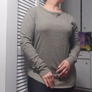 Bdg Women's long sleeve shirts, Size M